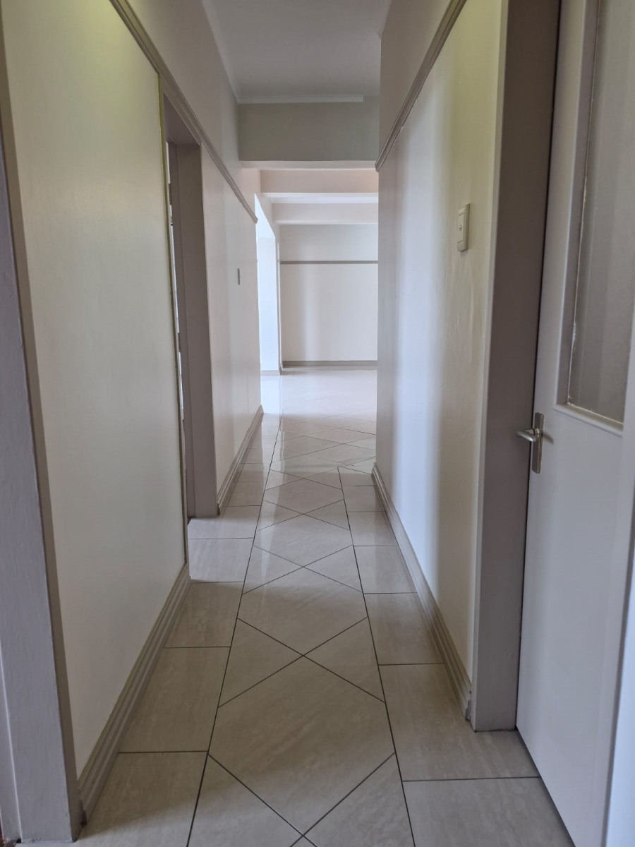 To Let 2 Bedroom Property for Rent in Summerstrand Eastern Cape